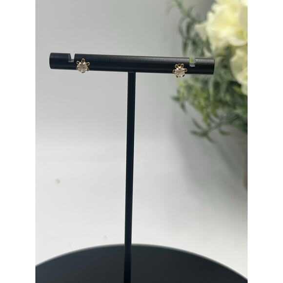 Yellow Gold 14K light Citrine Quartz 3mm Buttercup Flower Stud Earrings‎ - Picture 12 of 12